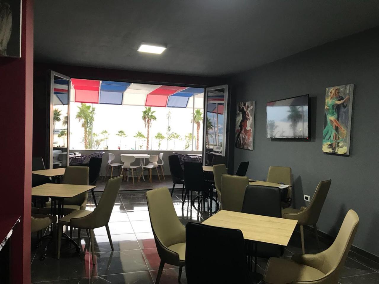 Hotel Pirro فلورا المظهر الخارجي الصورة